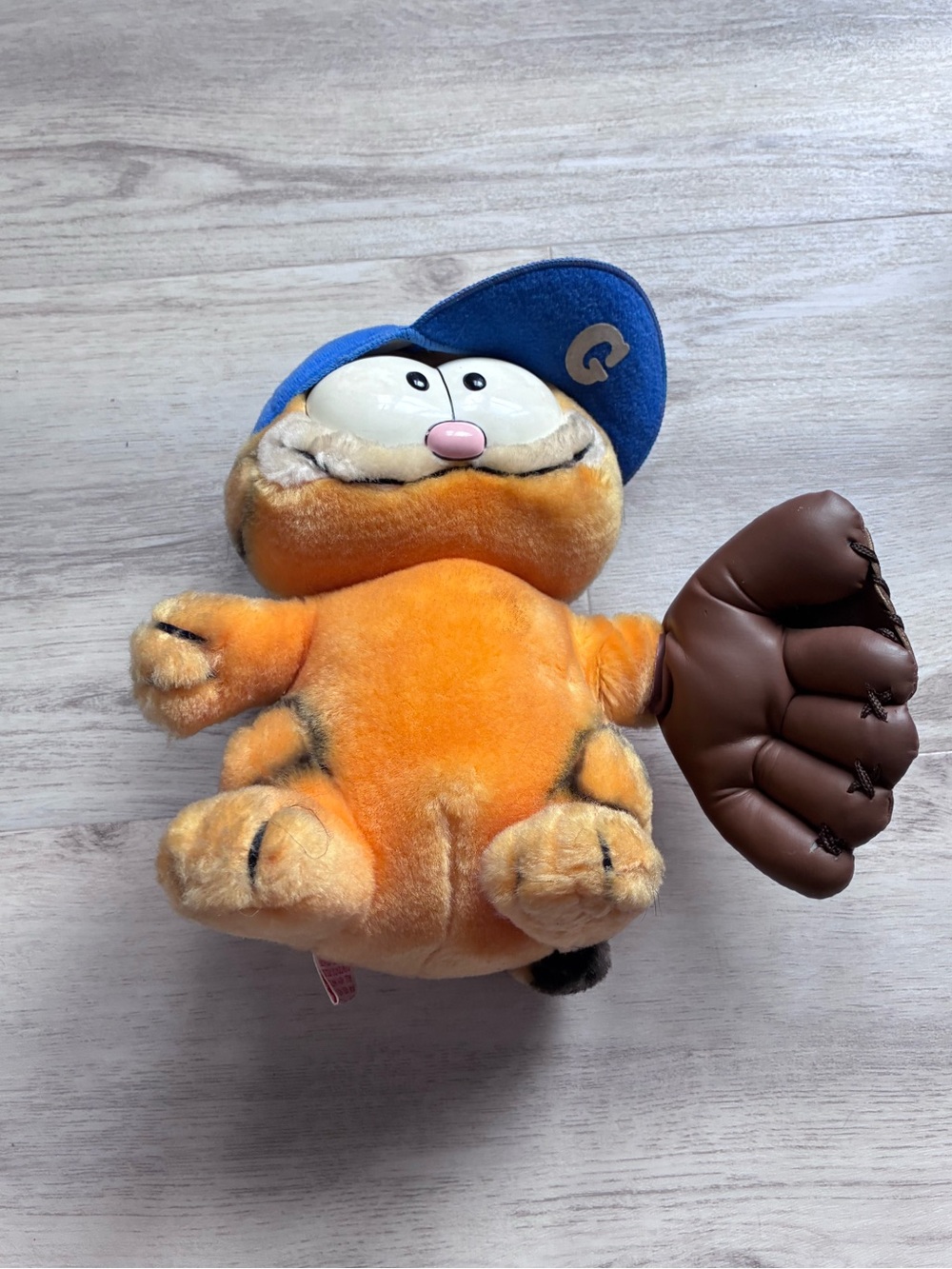 Vintage Garfield Orange Plush Cat Toy Blue Cap Brown Glove Baseball Mitt
